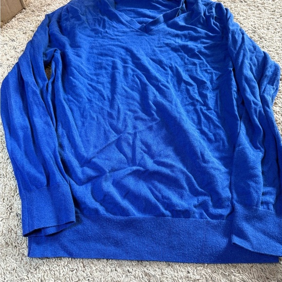 Banana Republic Men's V-Neck Sweater - Royal Blue - Picture 1 of 2